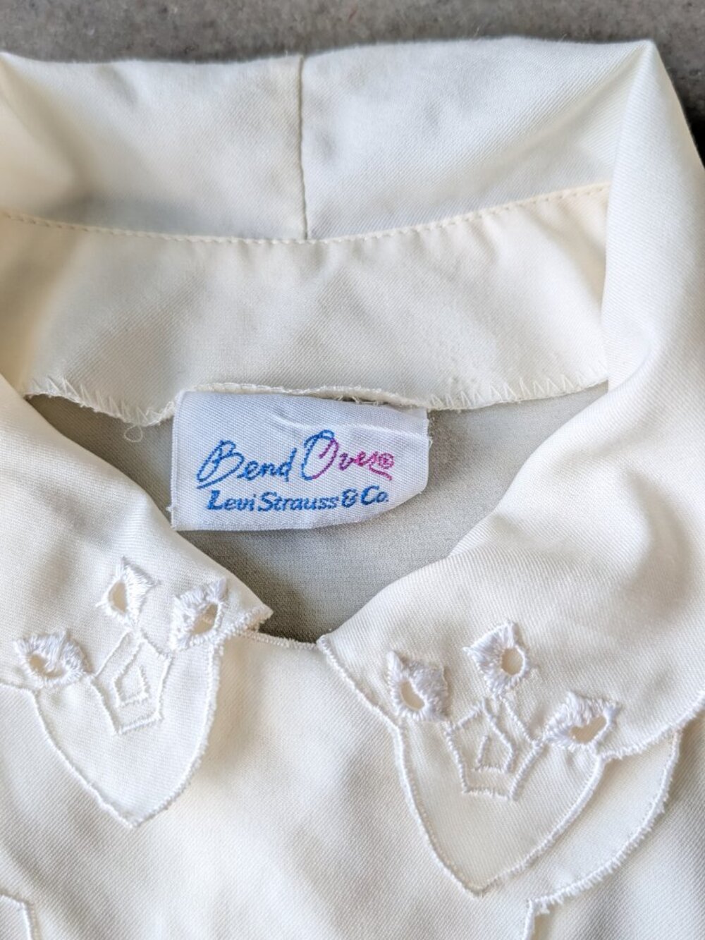 Vintage 80s Levi Strauss Embroidered Collar Ivory Button Front Blouse size 8 - Picture 6 of 9